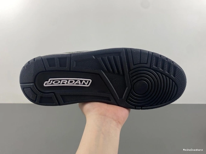 MaikeSneakers Air Jordan Black Retro CK9246-168 Cat 3 0715